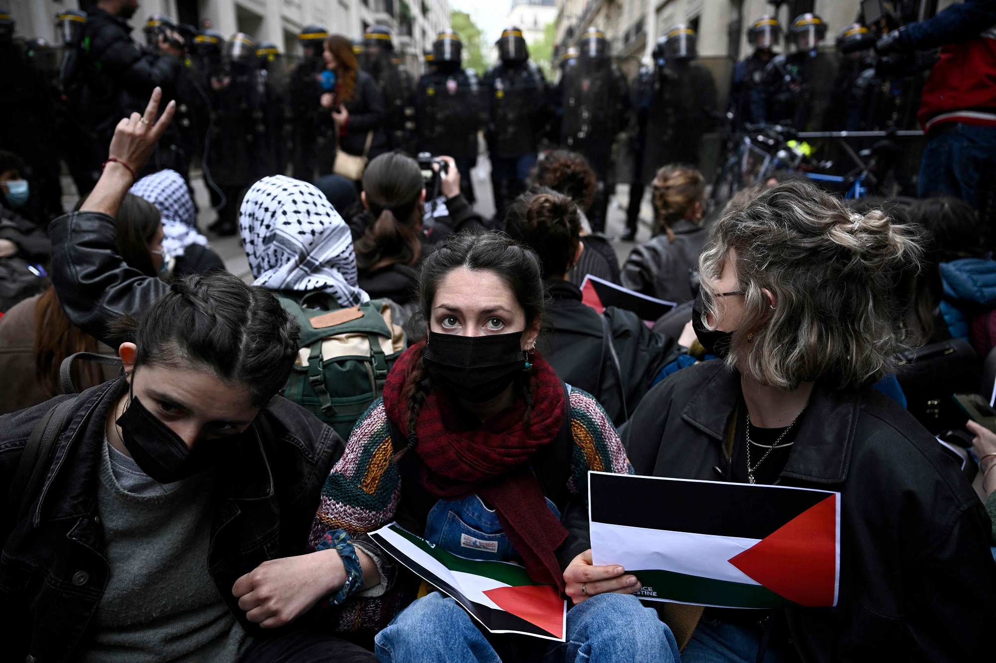 احتجاجات طلاب الجامعات في فرنسا